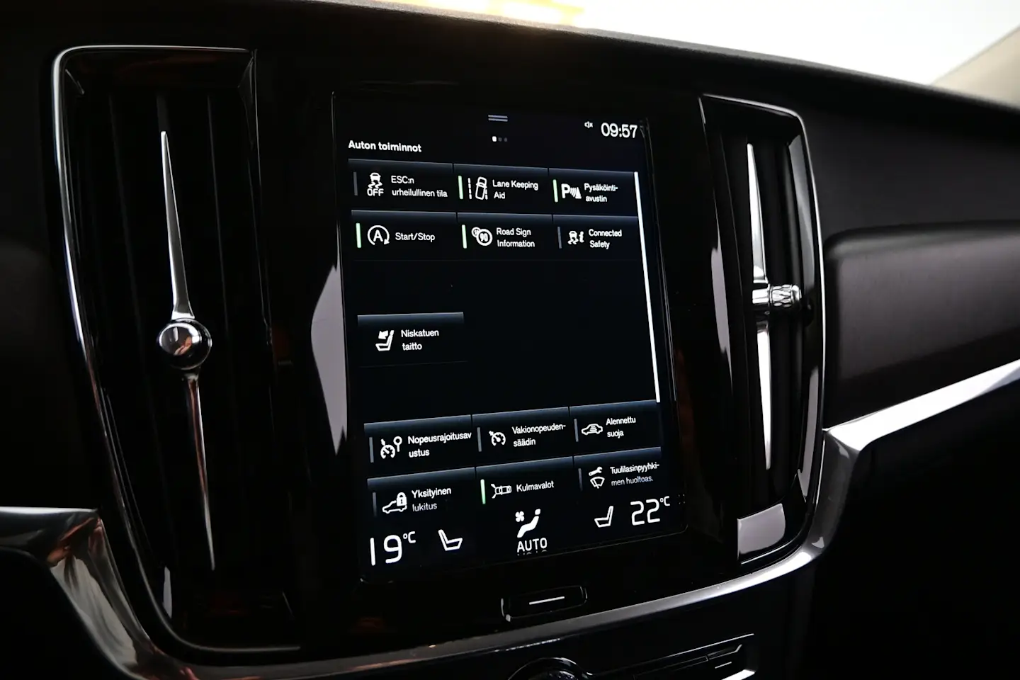 Car Image - 6pQvnfFu6WrcMJbExXa38e