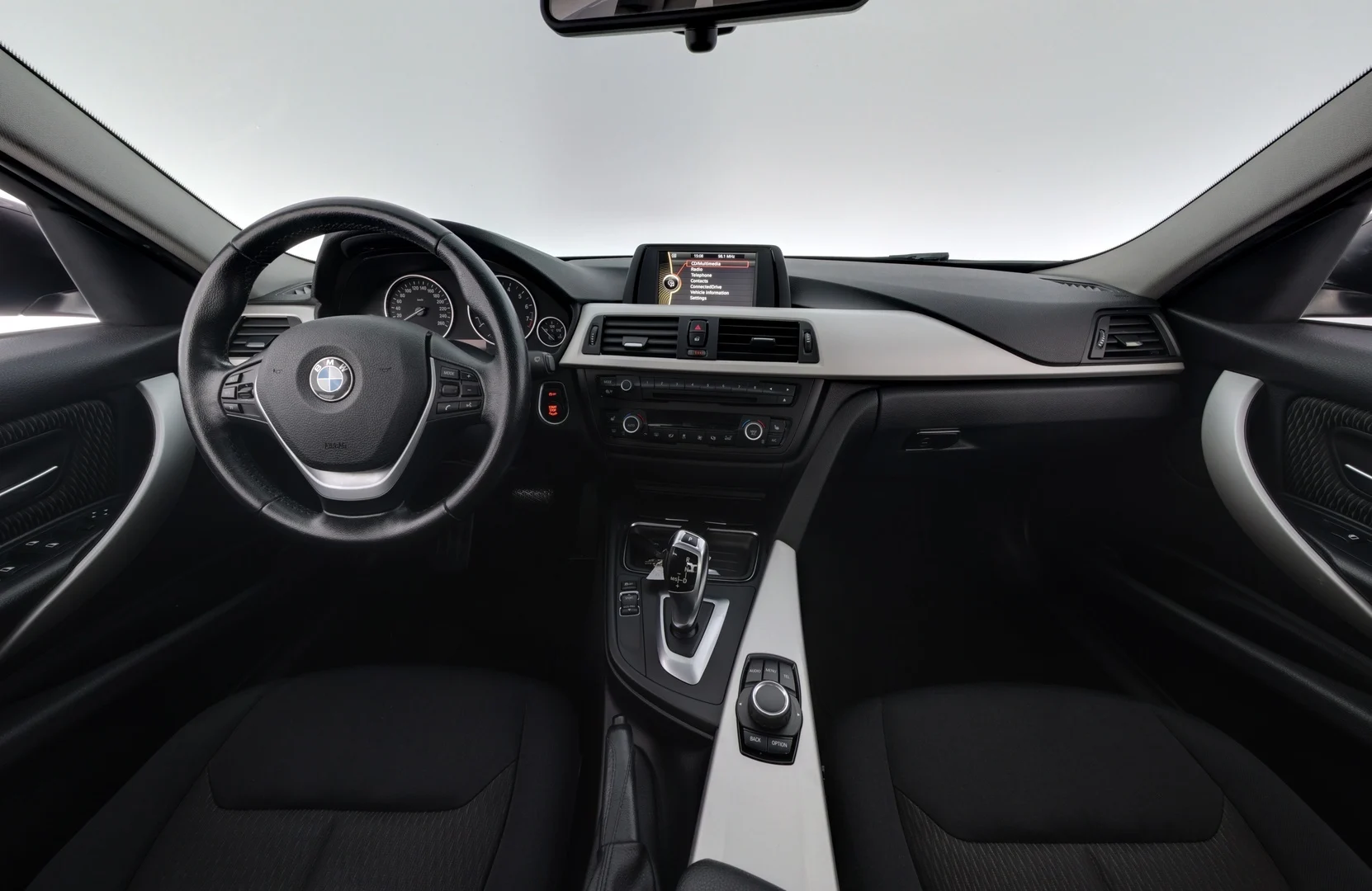 Car Image - 1WgR3psaTJGDMxXJaMqDlf