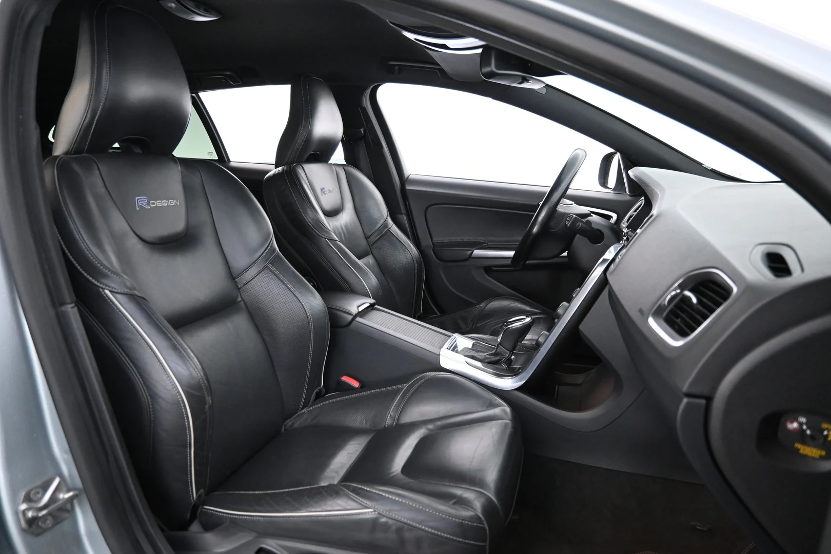 Car Image - 5gOW6otbR2yrBh3I7ttyCd