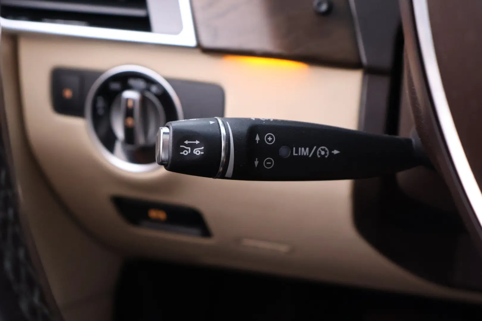 Car Image - 720qEPsioSXL3mrOdFWps9