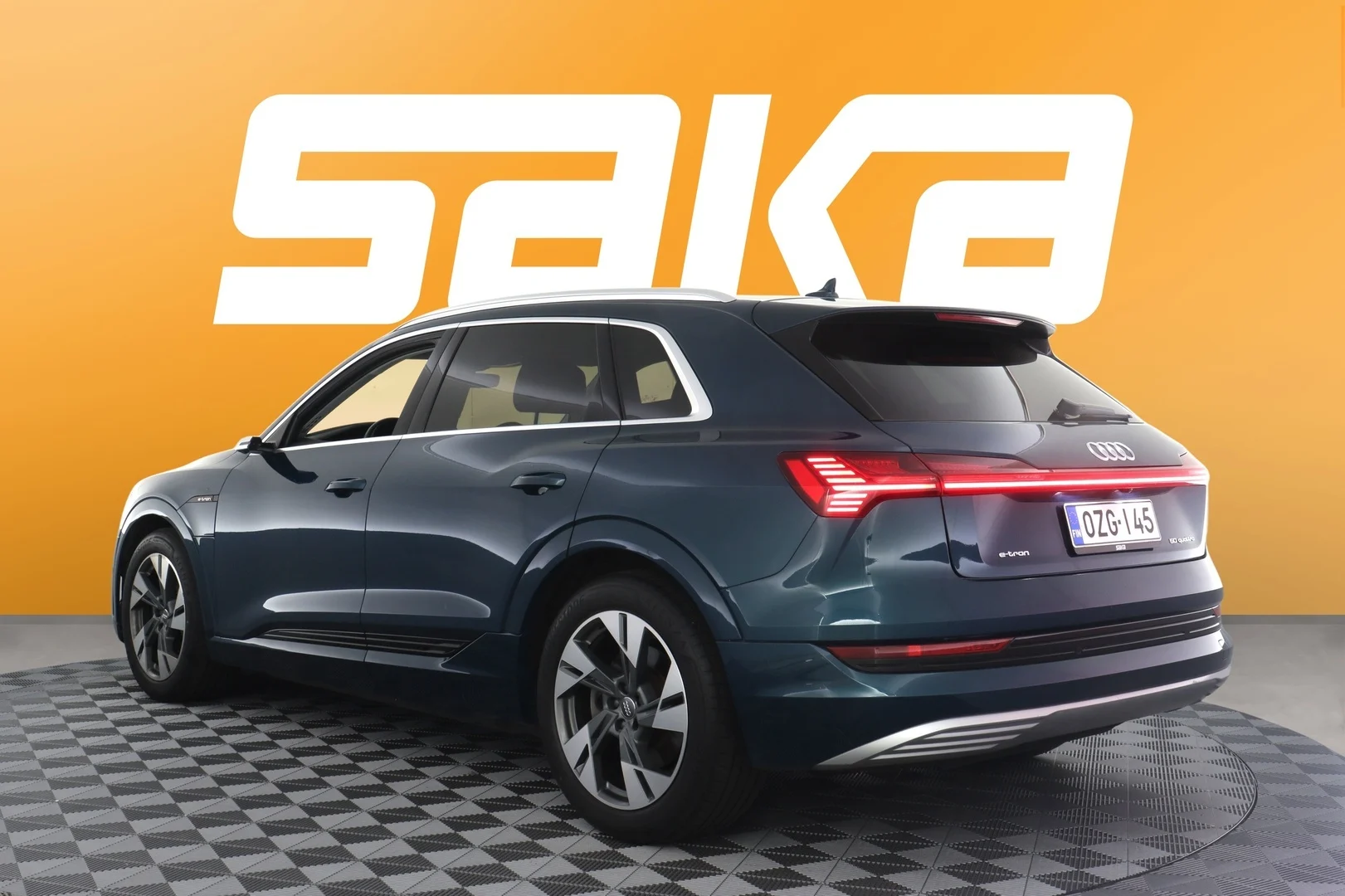 Car Image - 3e1CtiM7pKkAdicfGCBMI3