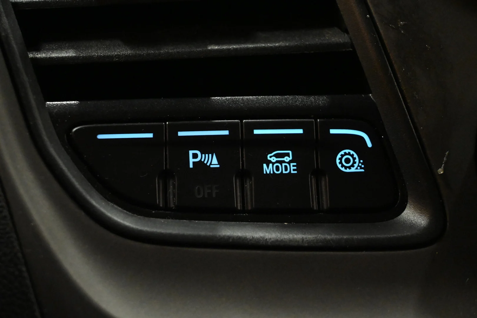 Car Image - 3mY0lp8NCmST0YVakBYAKn