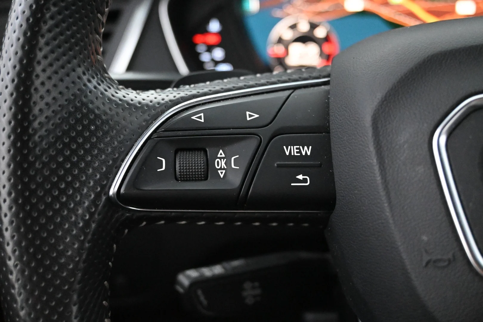 Car Image - 1vKyXzxfyQXvXH50IzAmum