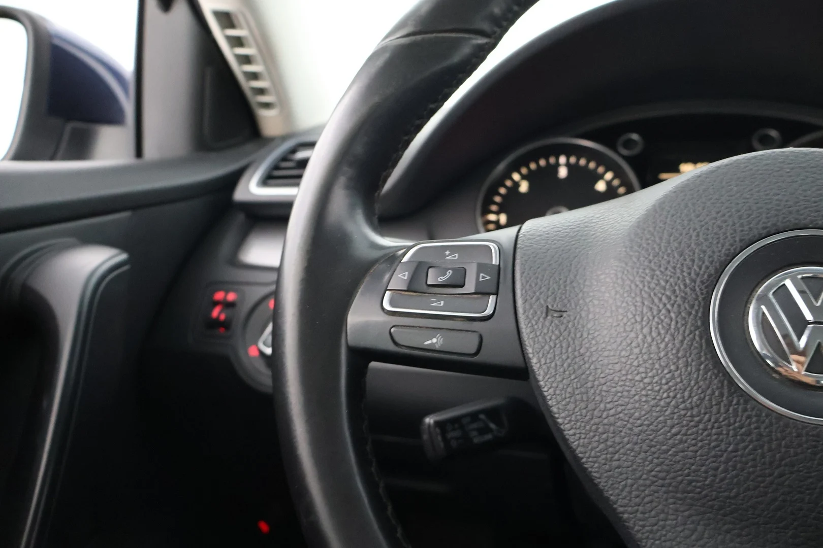 Car Image - 3KcYDumtuYvAYknBY01k0y