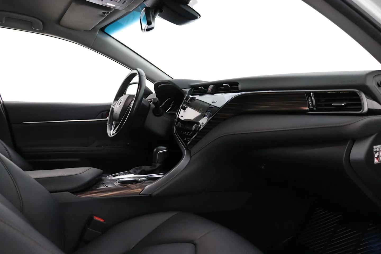 Car Image - PawjMxekSUsLnPeNnm9uG