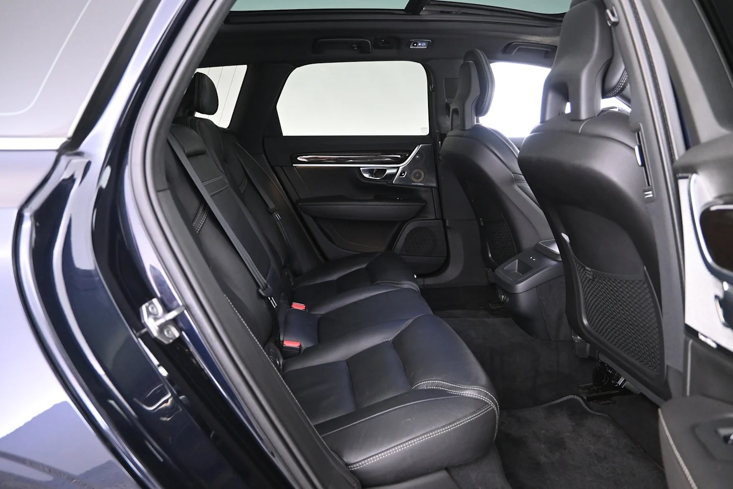 Car Image - 3fY7gm4w2WFcDjXAzPETkJ
