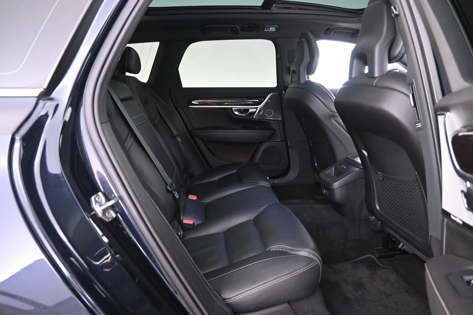 Car Image - 3fY7gm4w2WFcDjXAzPETkJ