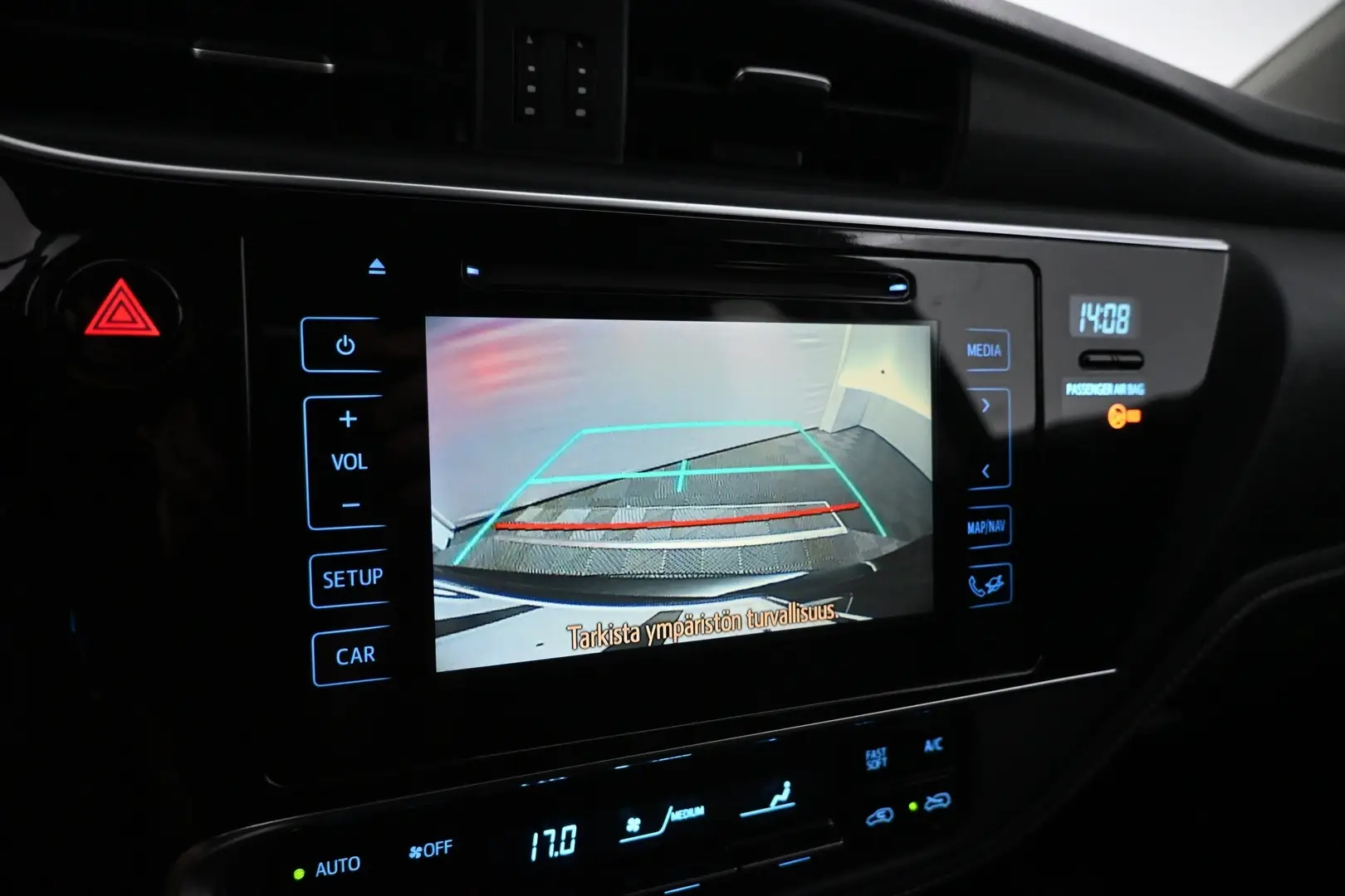 Car Image - 3cq6ZpxvJrBm2mXXrcDmdI