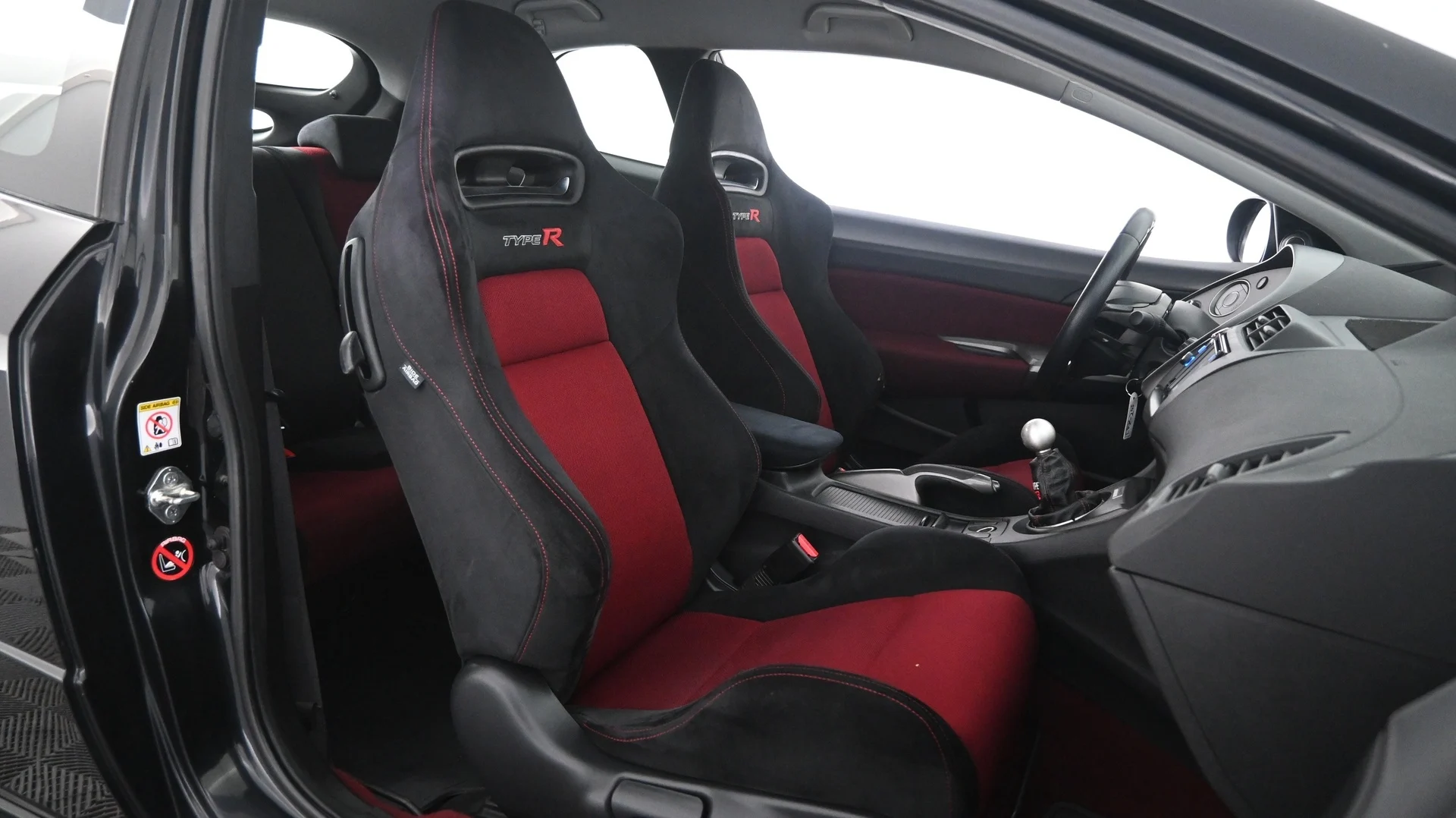 Car Image - n8q7vIzwUZX1l1a8zQiSI