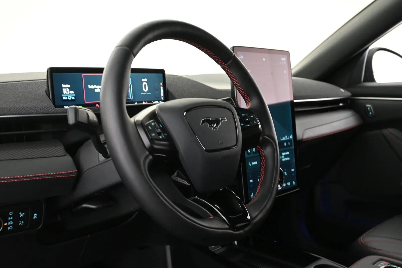 Car Image - 5ZU25Ch1TTxyNCcEBVAnFB