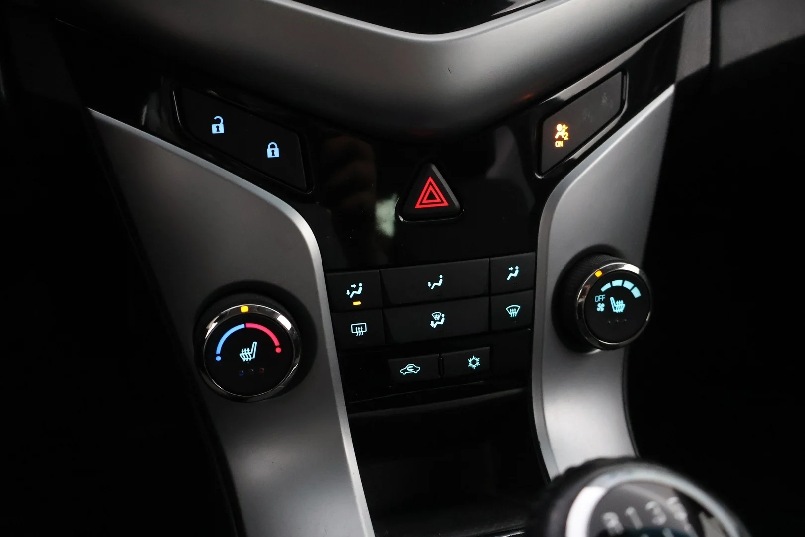 Car Image - 1g3Bpu0i2MhI1xwNz8MoF9