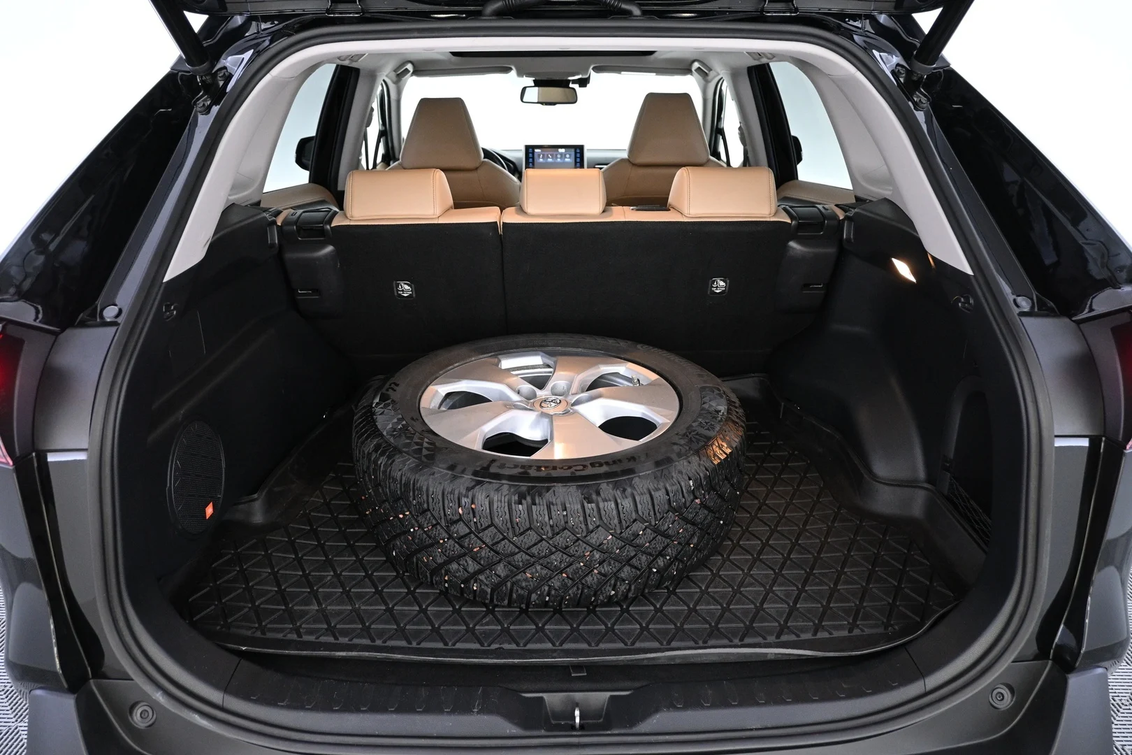 Car Image - 4Ma6SkeFH4w6tMdlkjm2K3