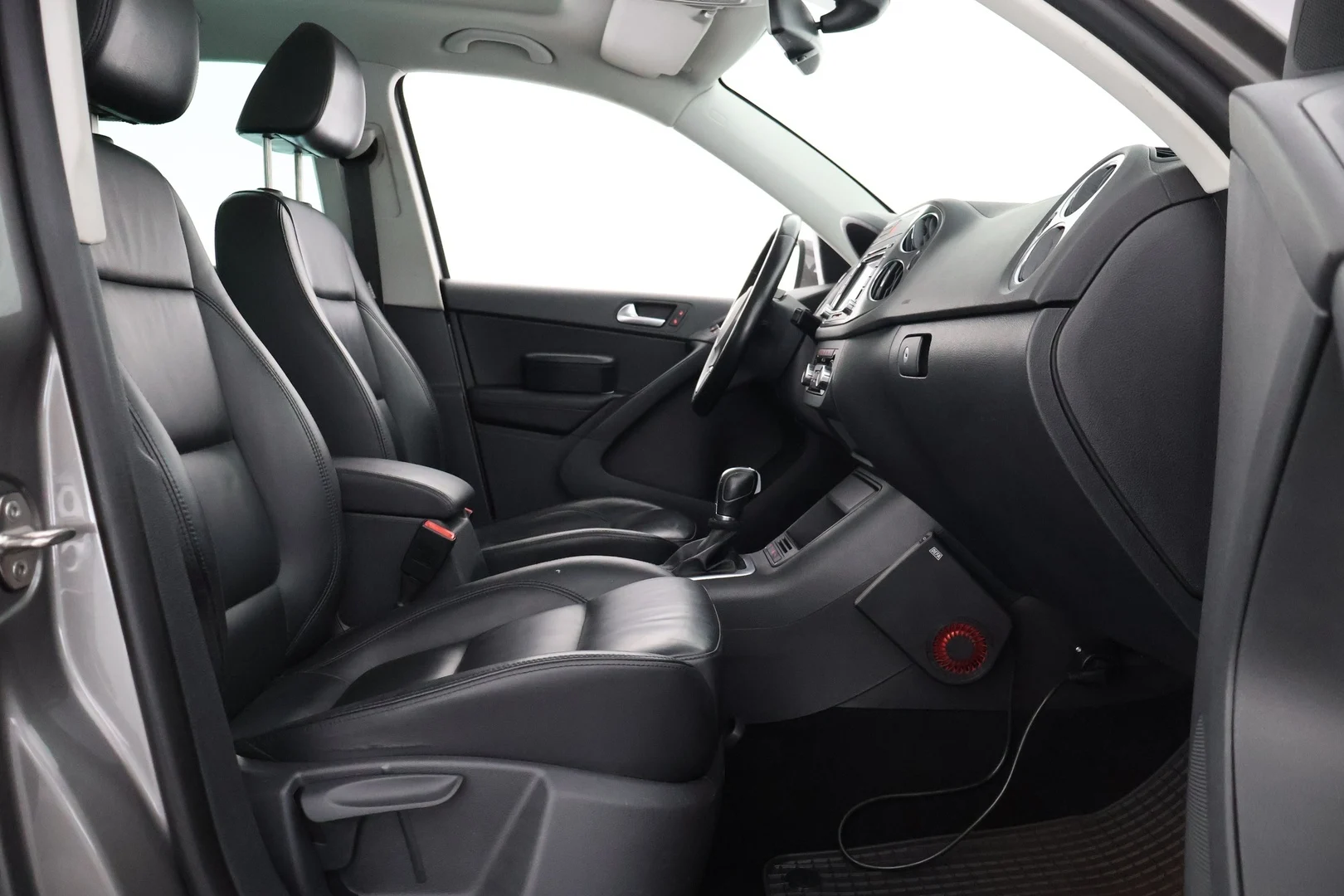 Car Image - 5ORkcCYJ1zbXRs7sDKNxh6