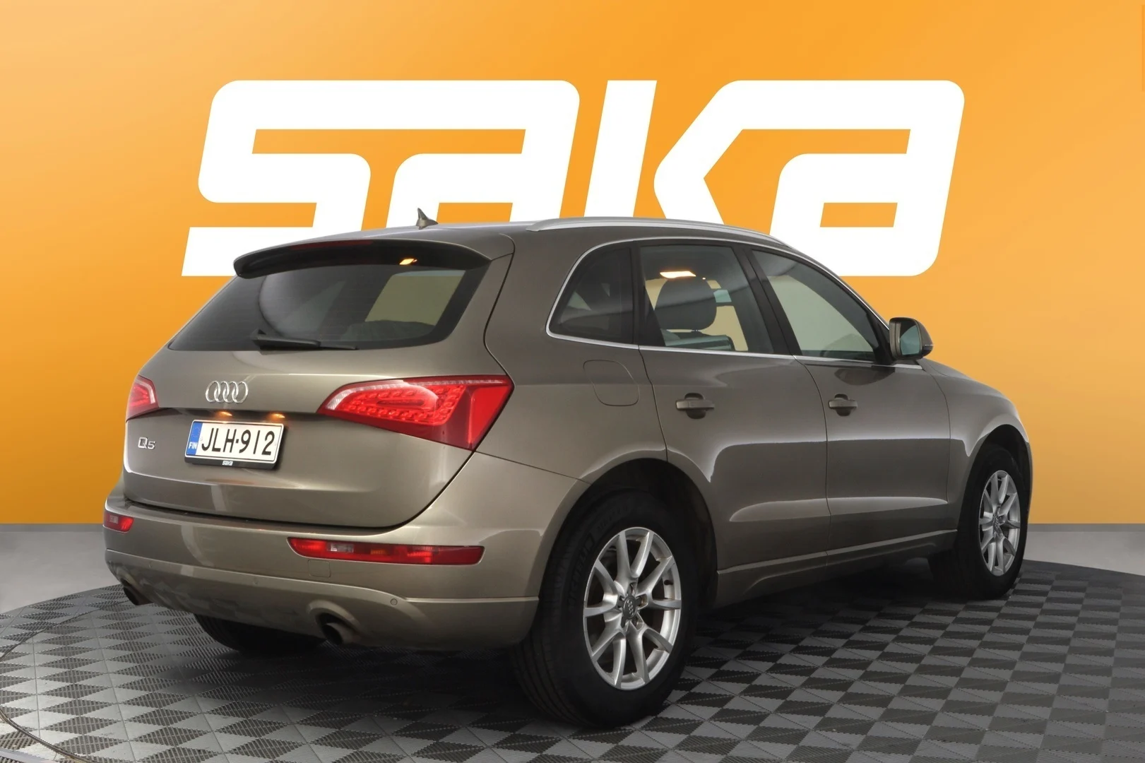 Car Image - vPggV2H0sGDfsbbsVqUgN