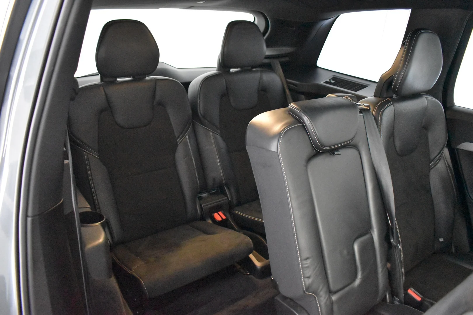 Car Image - 6LiuOXeVWdNQvJFSTQiXxC