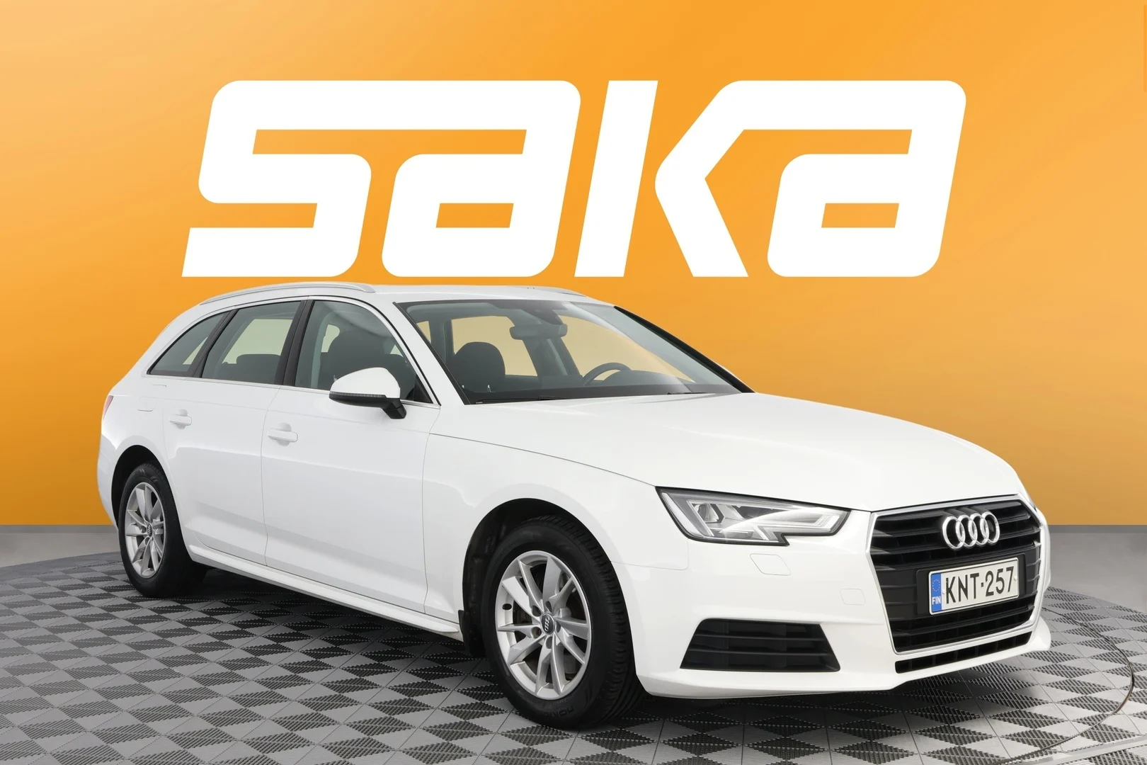 Car Image - 5AKms8zlOYF5dxaizOwO21