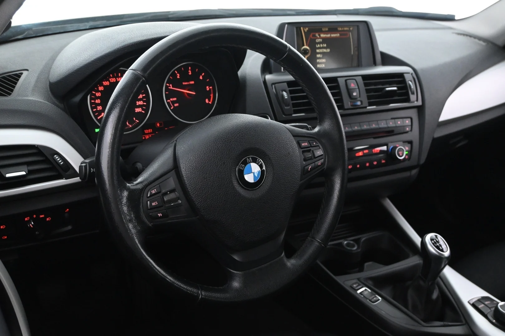 Car Image - 5XSaGntTaxHp8b5nDb4hEi