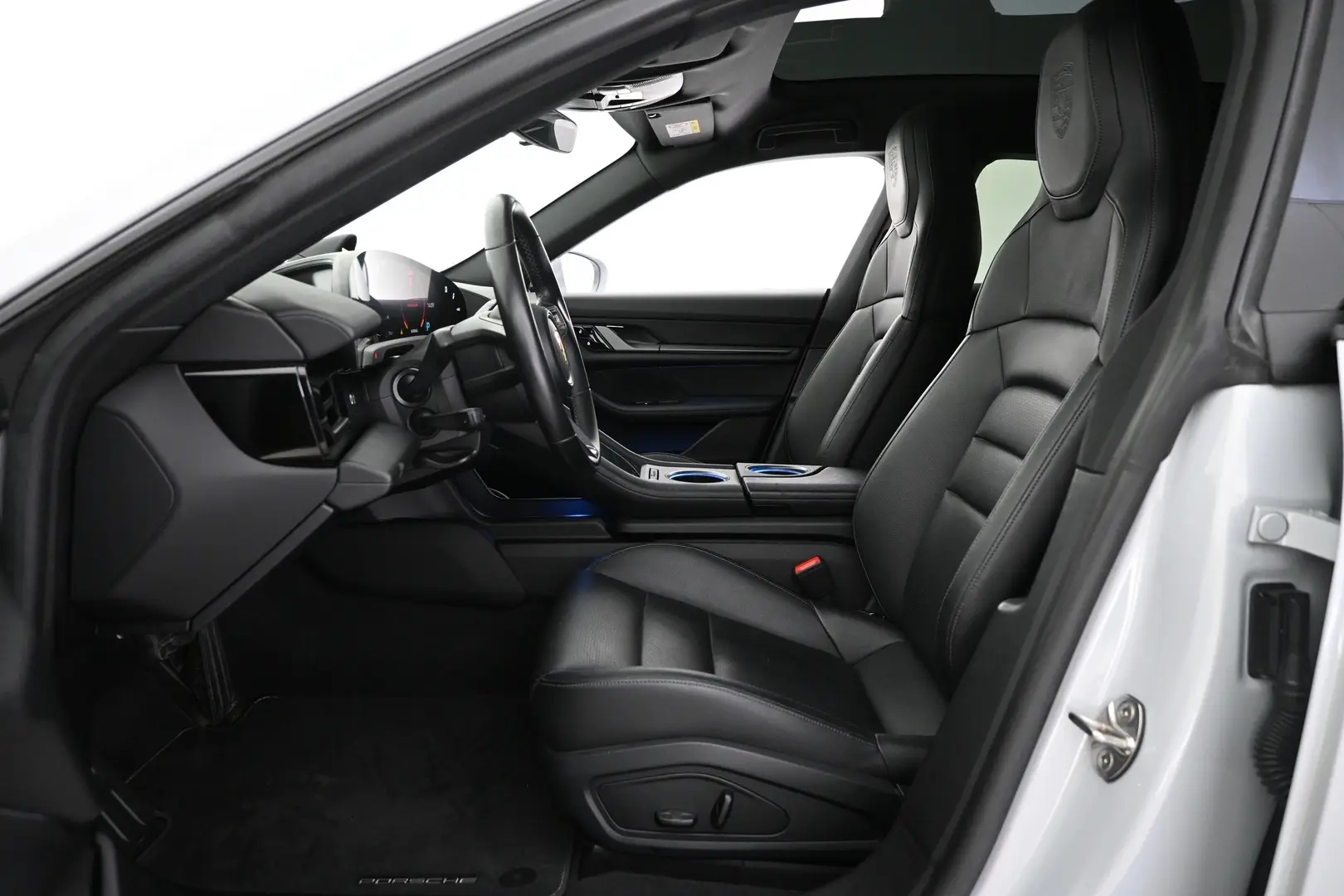 Car Image - 2N9CTbxkyllQxOrB5sdTdQ