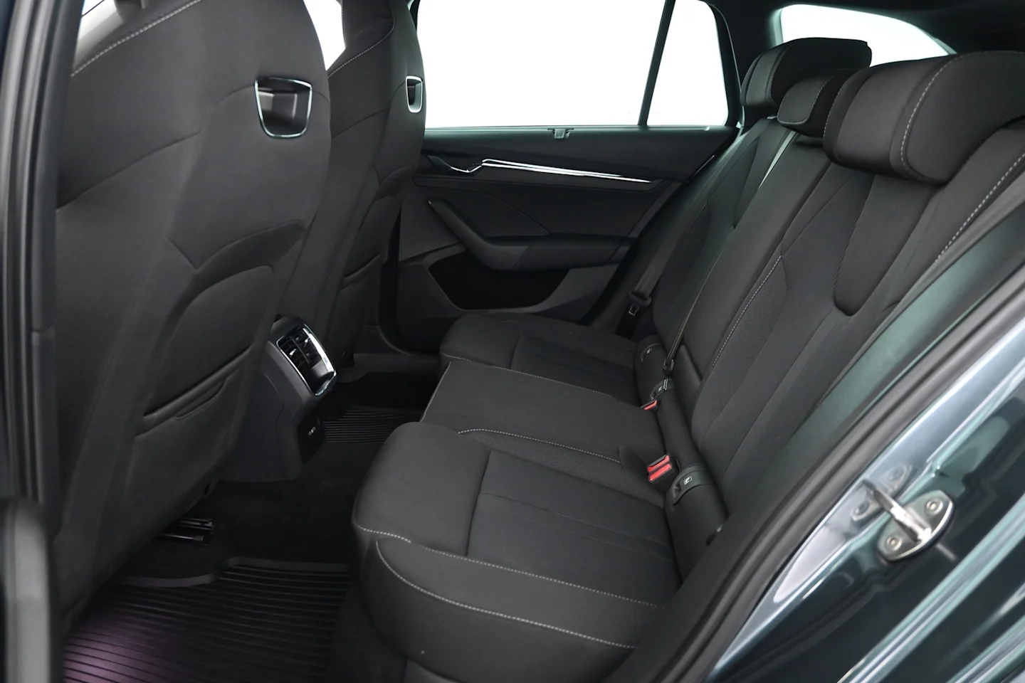 Car Image - 2cBjIo4QXgwH9VsO5qsAPR