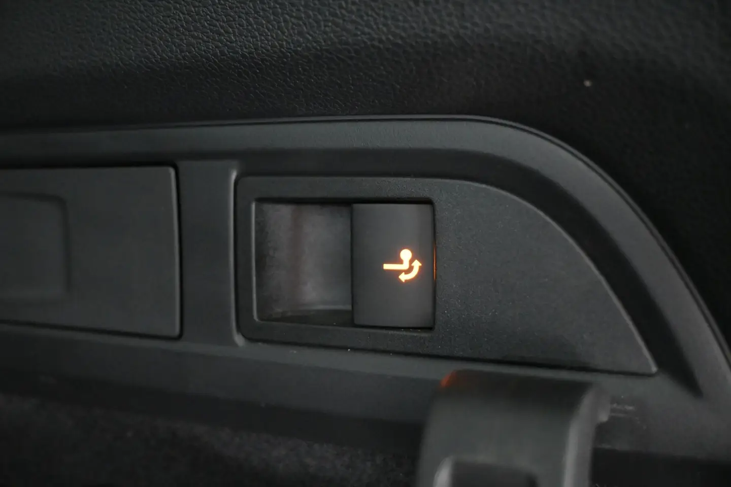 Car Image - 1LJiA0epO5Upkley1L5mEo