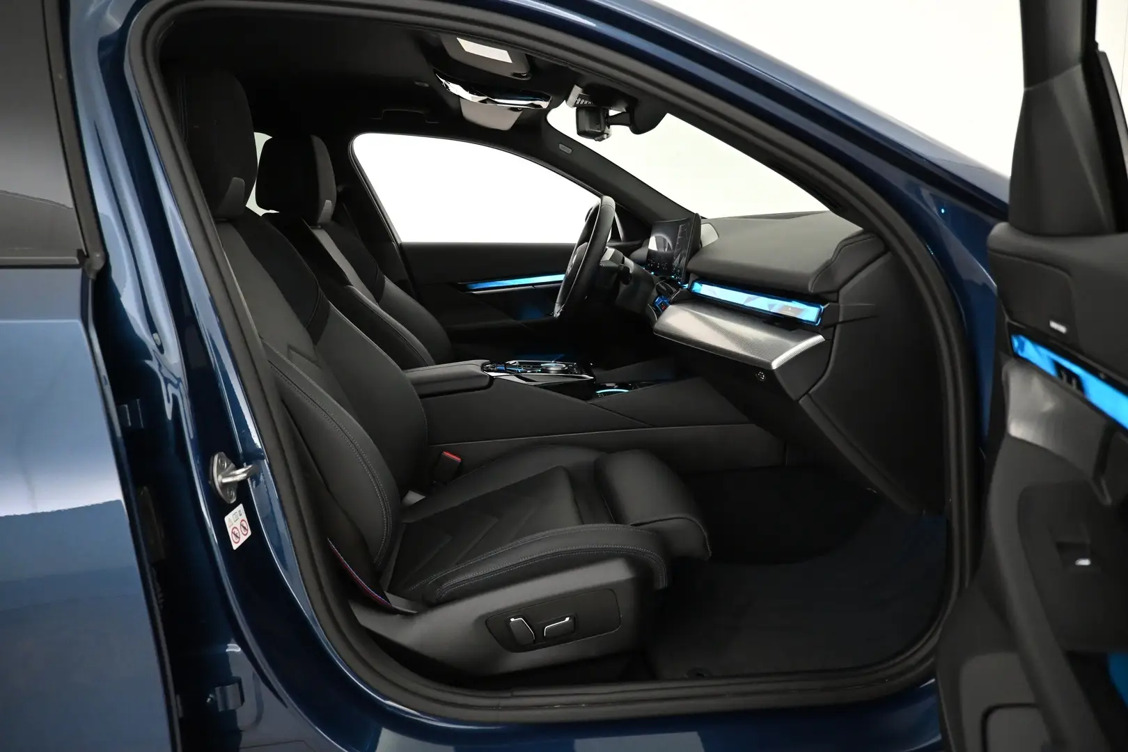 Car Image - 3aDDsRLO4cHb4KjqKOoLMN