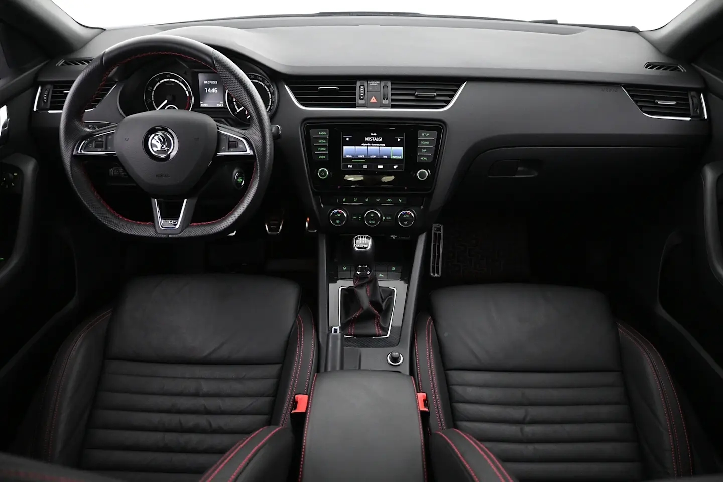 Car Image - 781GFN3ZSYPGylXIAJVXz8