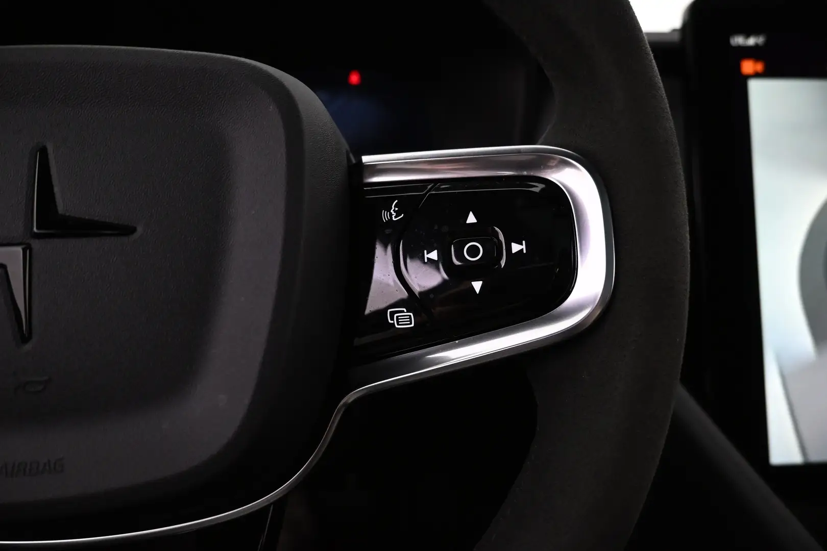 Car Image - j0gdOFrsvtsrzv6x2DgHl