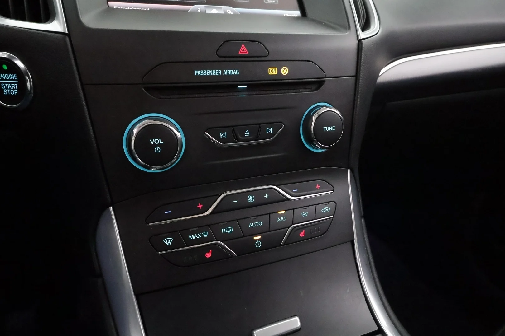 Car Image - 2AwOiBvQTB5dy0ki51KvKY