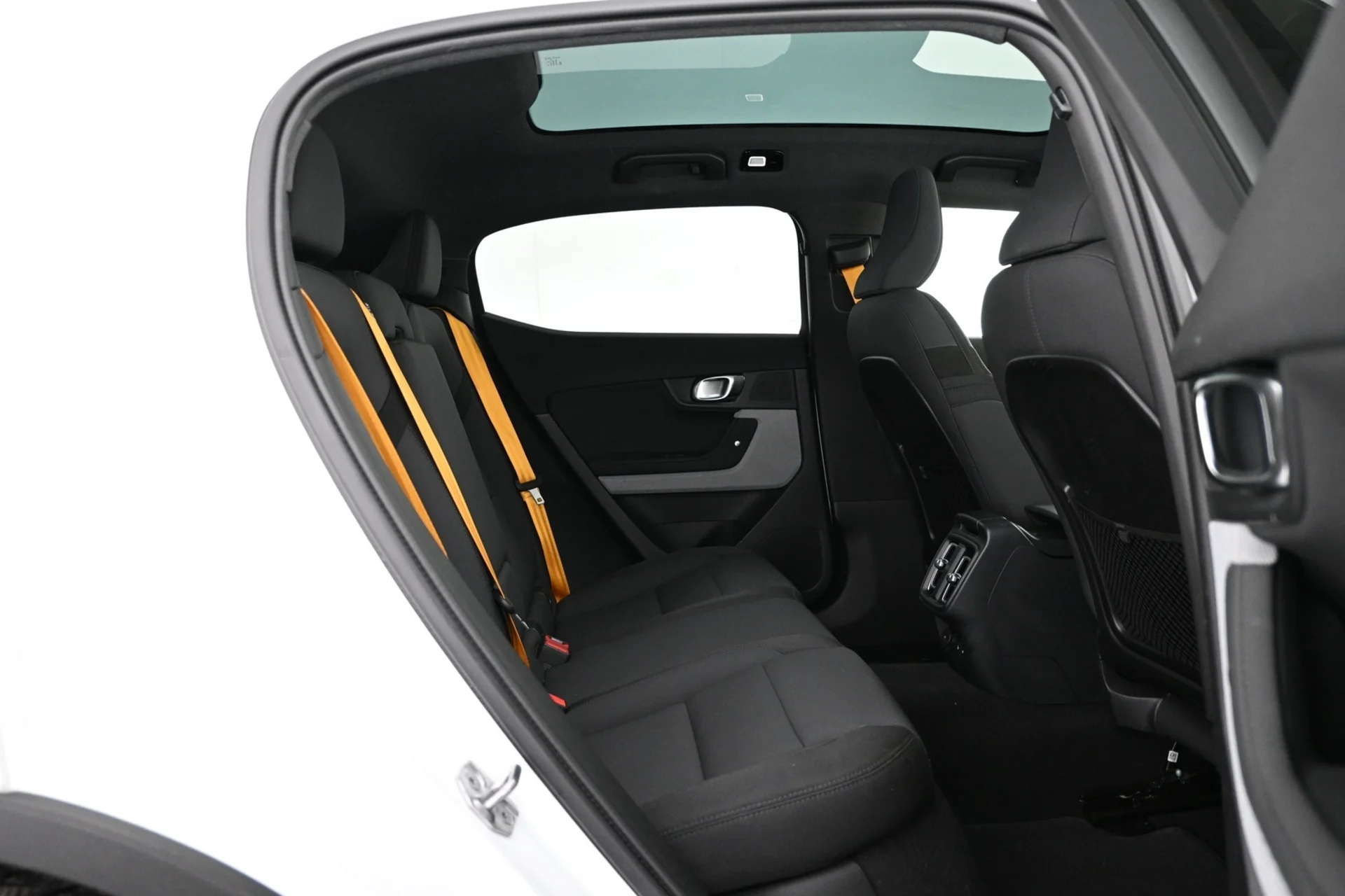 Car Image - LCzTpYPyAqGIkZJG0X8IP