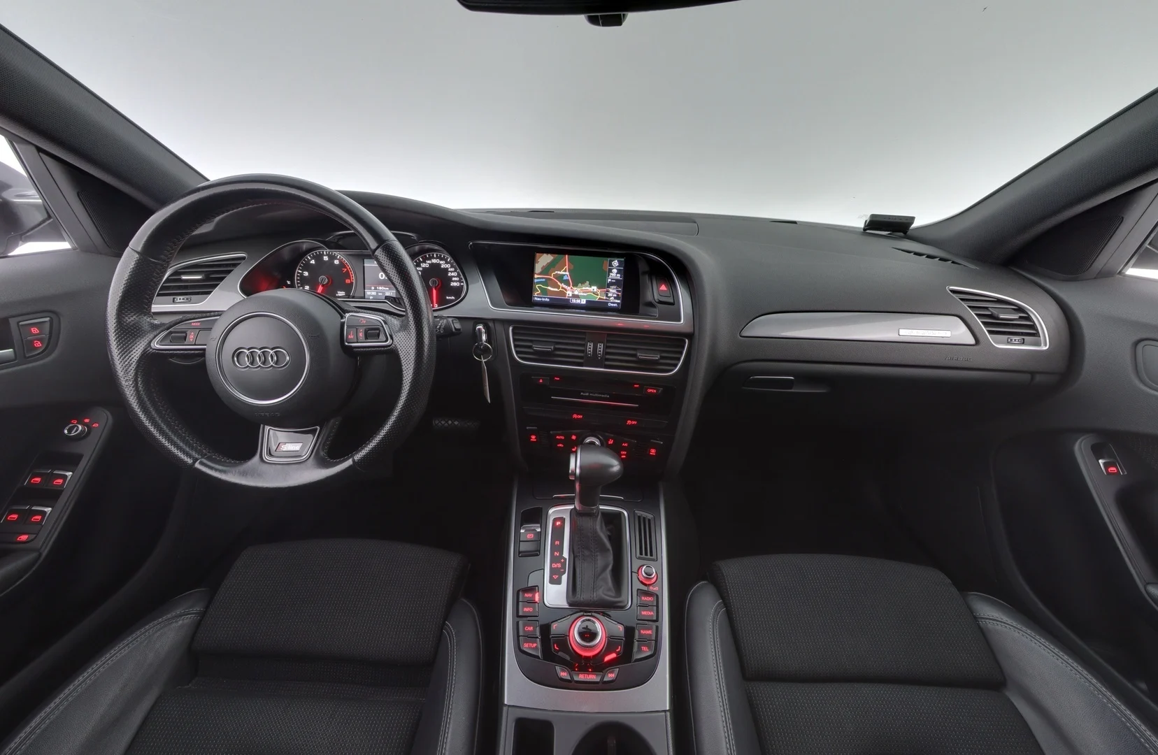 Car Image - 7EUXQVYBtBZIuWs8oD7FuW