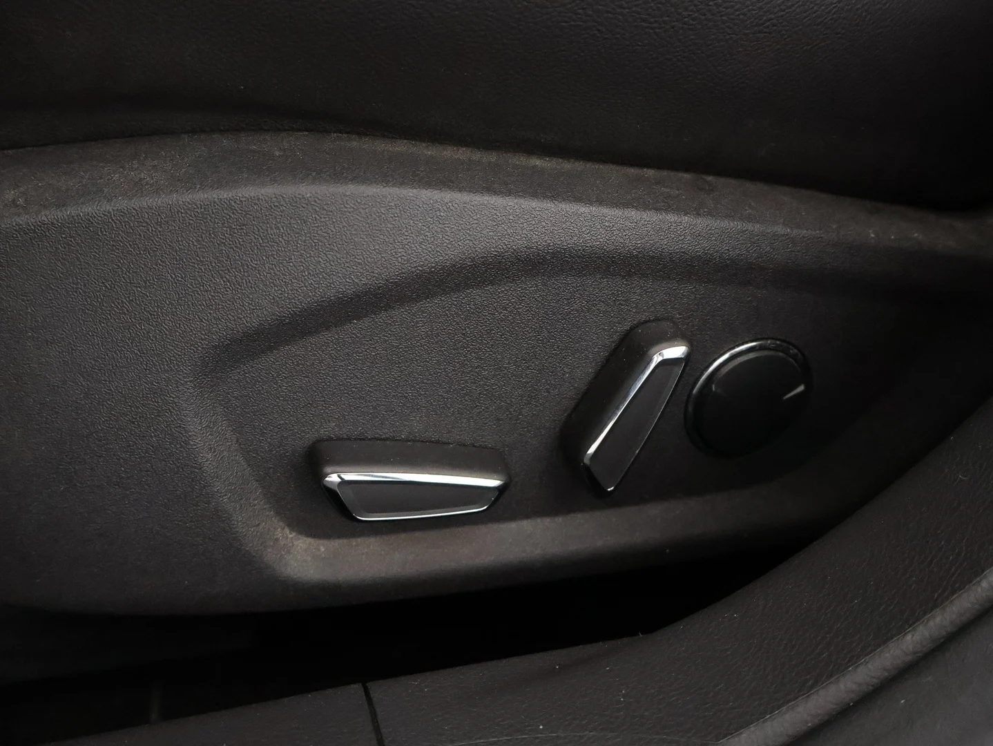 Car Image - 3v67daoaEbAz8VbwnudmME