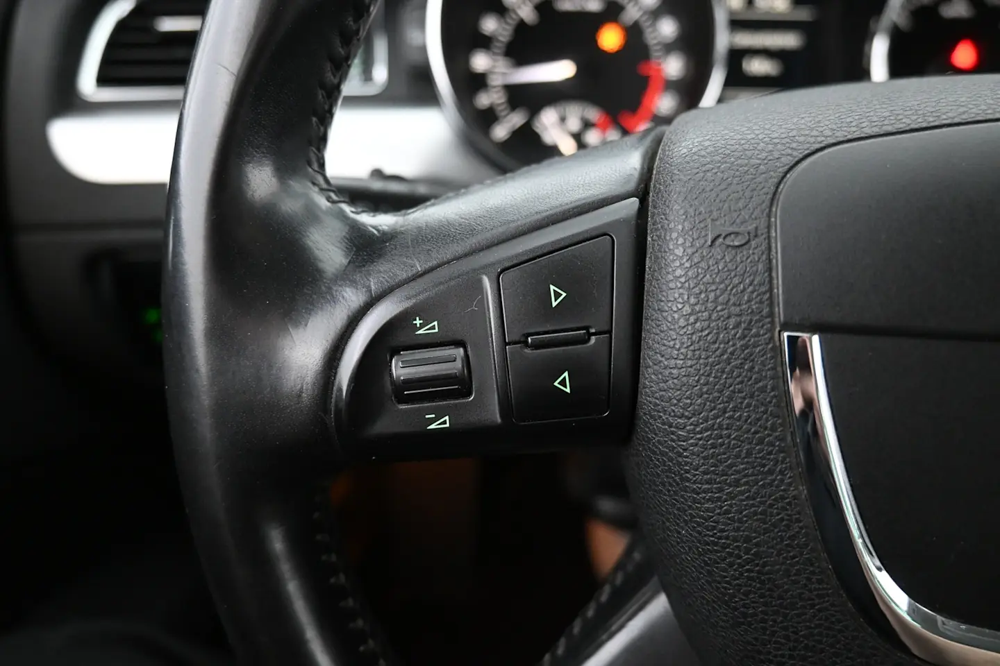 Car Image - 4BesYsQb66aXWKlW7kQJcY