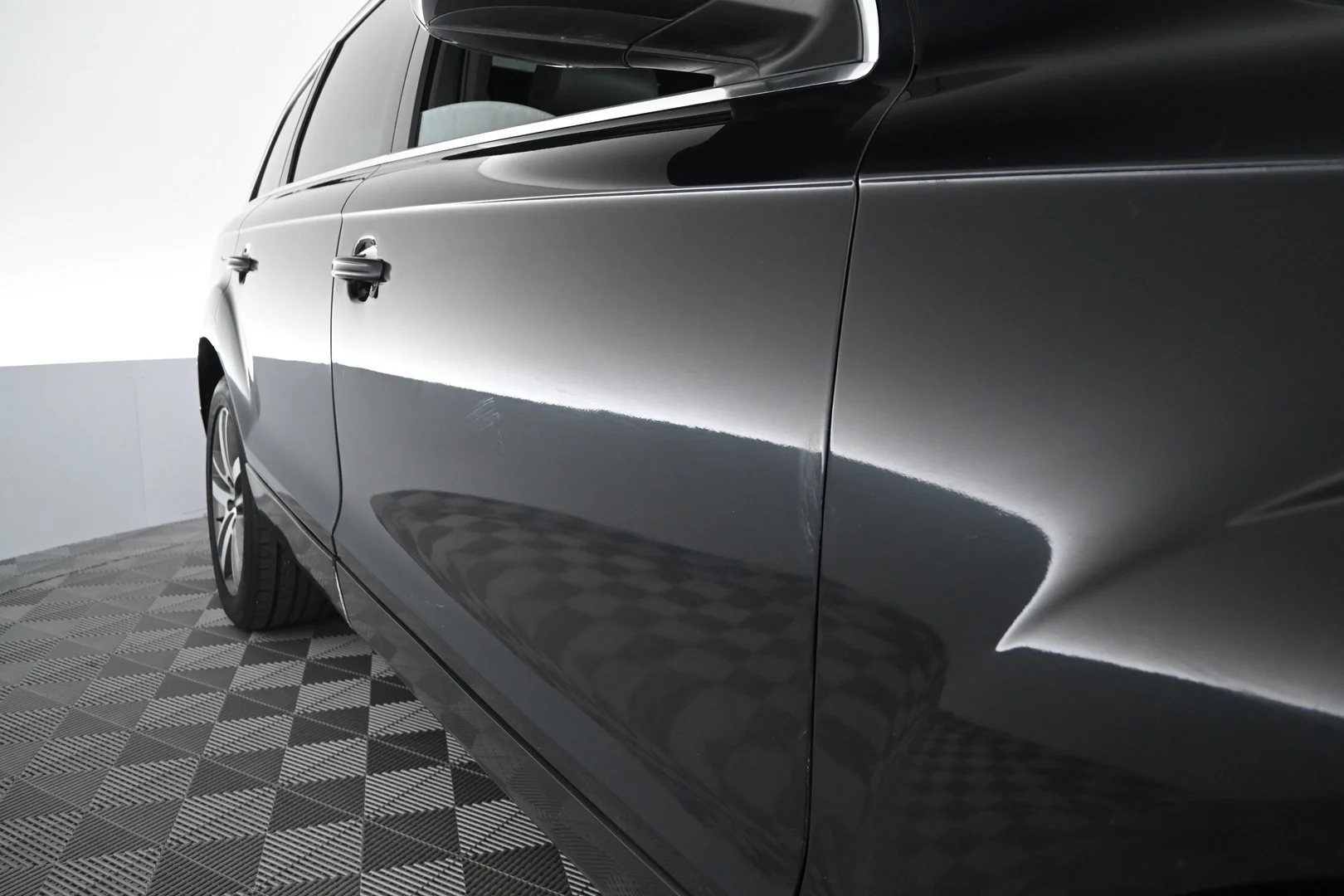 Car Image - 74Sc5vWQf5urXSq2XMDfe5
