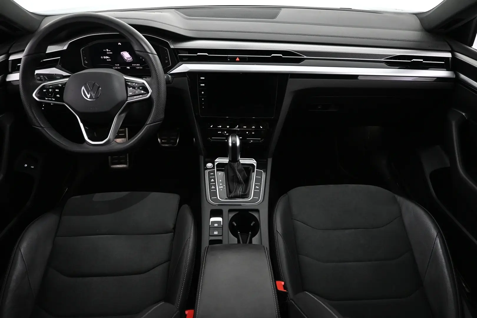 Car Image - 2ebI7q2bHhjJwl9mH4B3oq