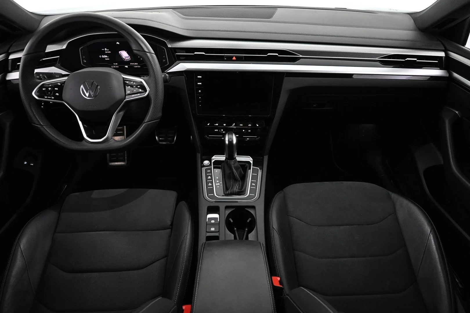 Car Image - 2ebI7q2bHhjJwl9mH4B3oq