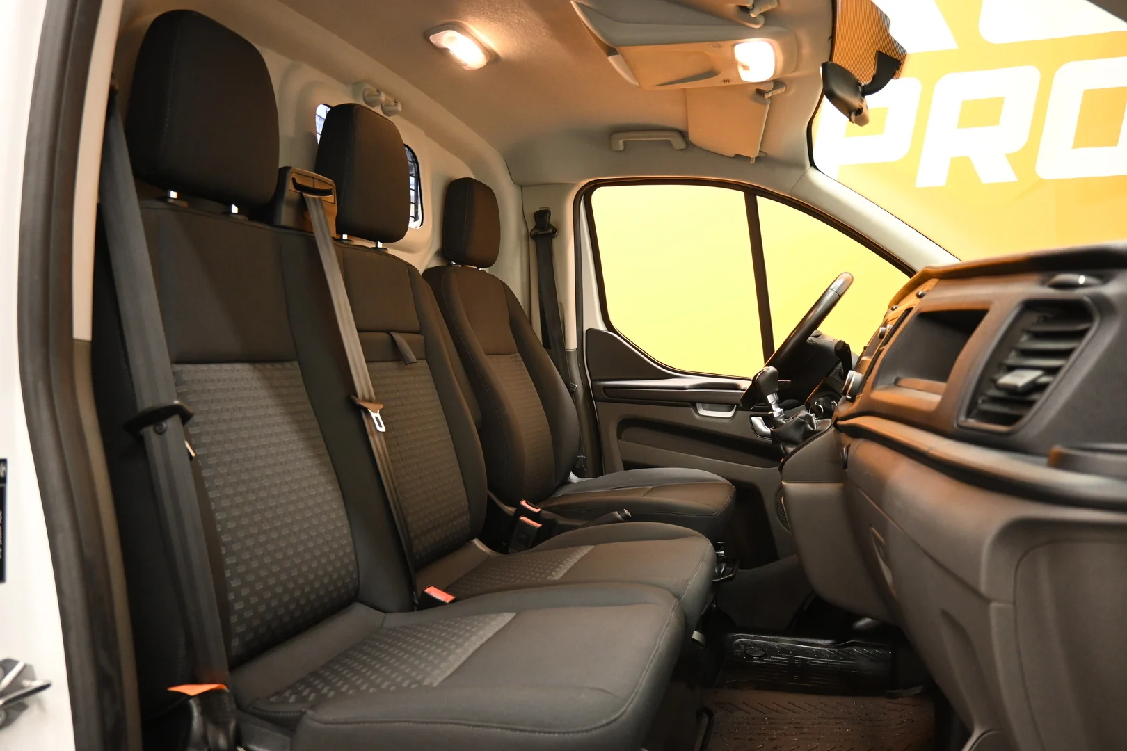 Car Image - HZGZKLBBYF9hSfDNgPRRO