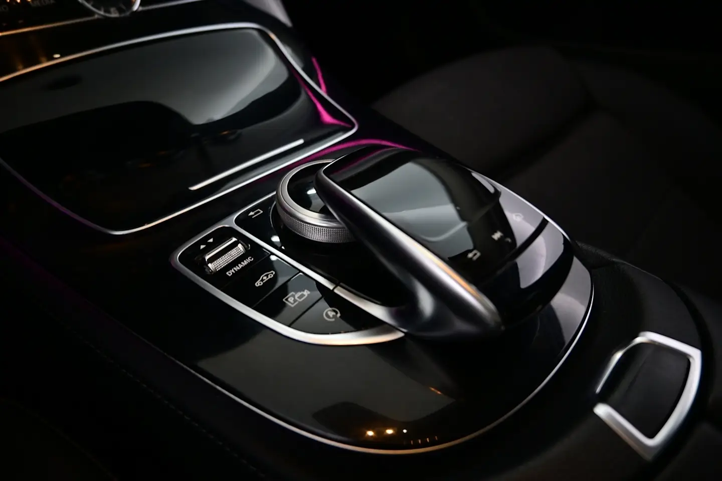 Car Image - 5i4SRH2w0zBK8NJgbttBe3