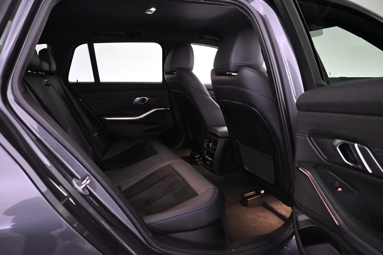 Car Image - 24SEEHFjvdBGnbYpv3QCvd