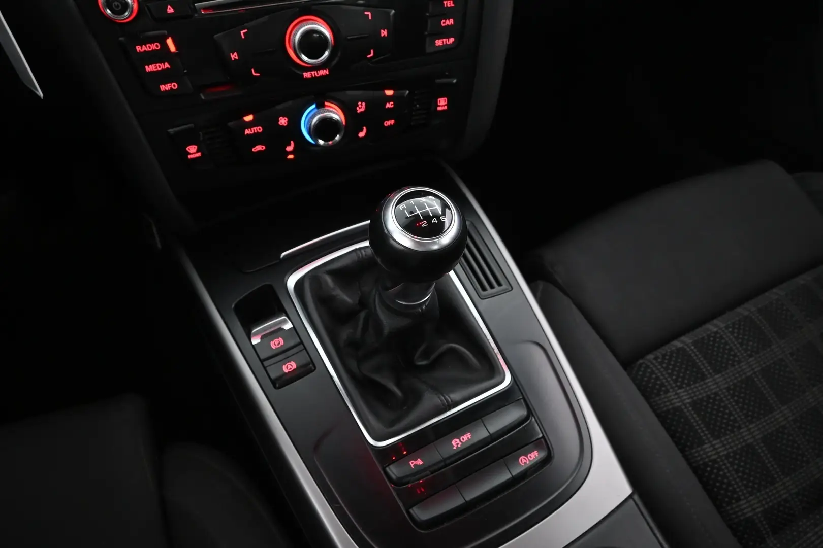 Car Image - 3BwA6jUYNNIx3a0weowvP7