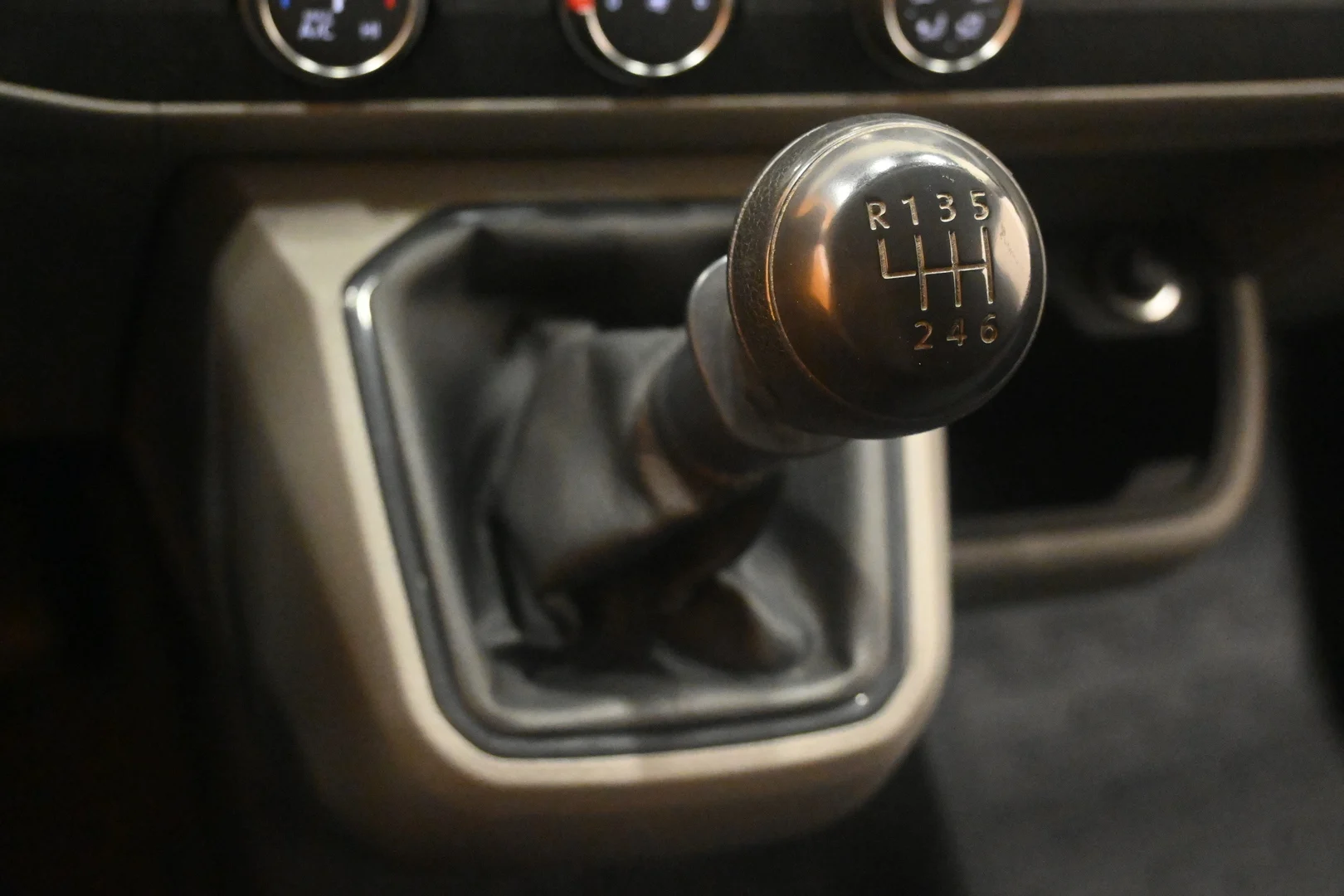 Car Image - 6YiYAASDTSbklSJg6W73AH