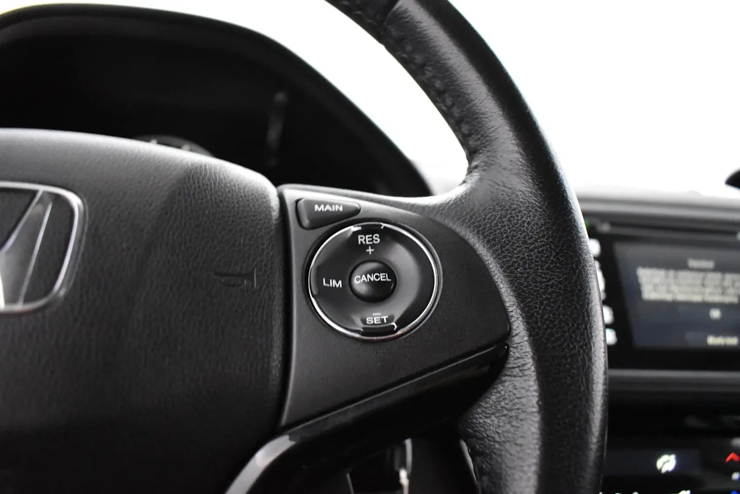 Car Image - BDXrs5uYe7bCfHqBzxIsj