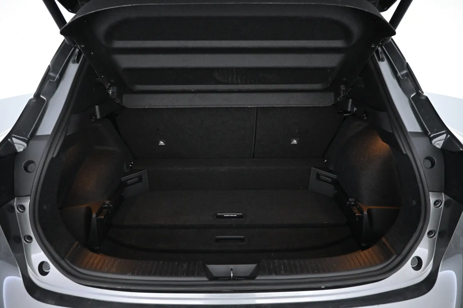 Car Image - 6lwoF4ud9Erh5lqiZNMmNv