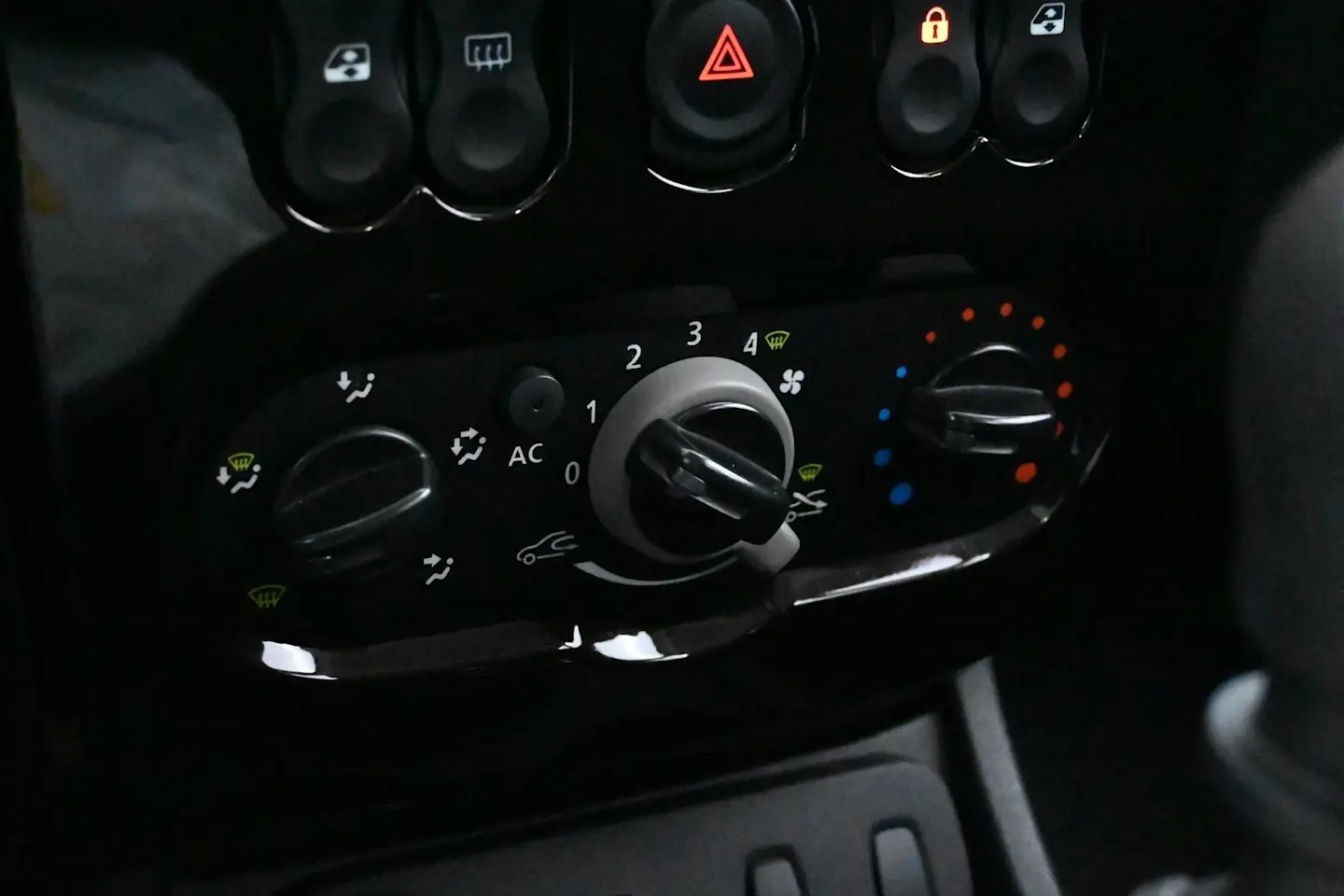 Car Image - FH0xSYGWIhjmWGdmv5fL2