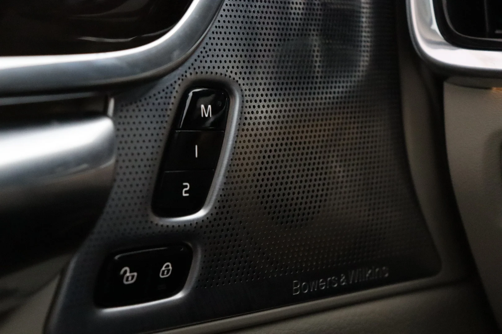 Car Image - vckqXNN4l2LlOgx9PRXHc