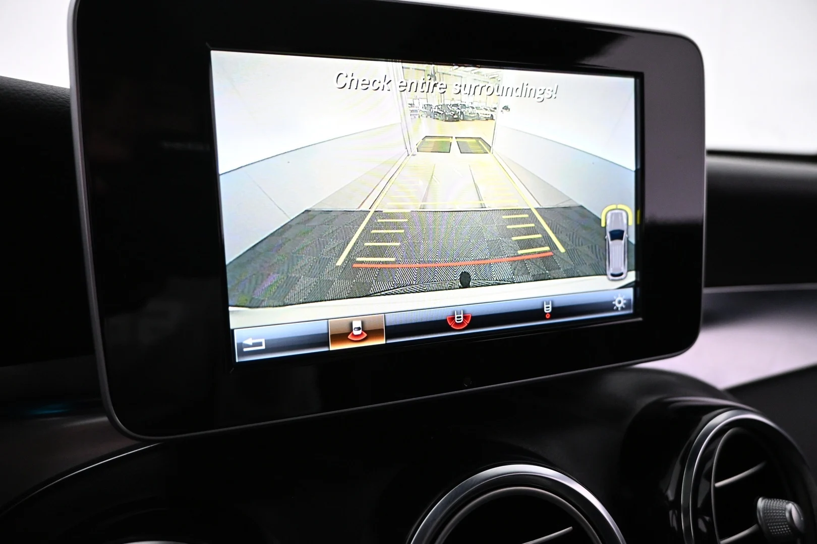 Car Image - 3FUEmJx42efdkaoLcJf4E6