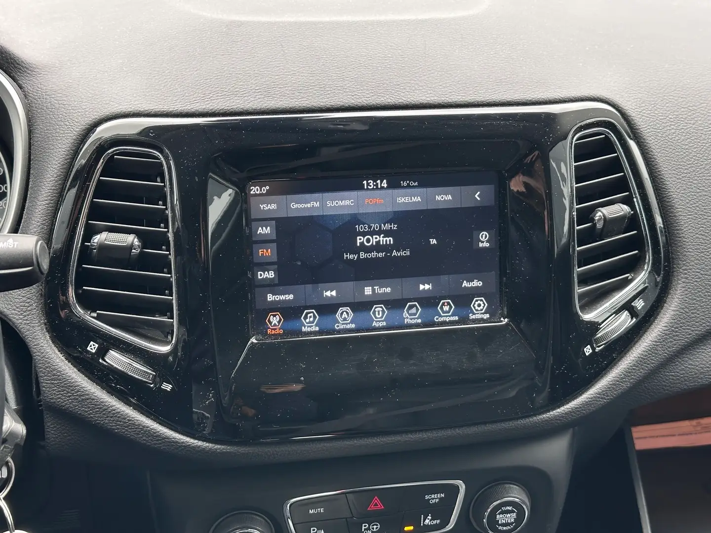 Car Image - 7kS6aF3LT4RlimUHk90vuY