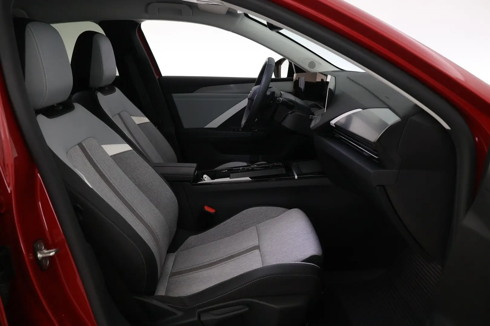 Car Image - 2I1DUYIHXgcXezyGhc7NFO