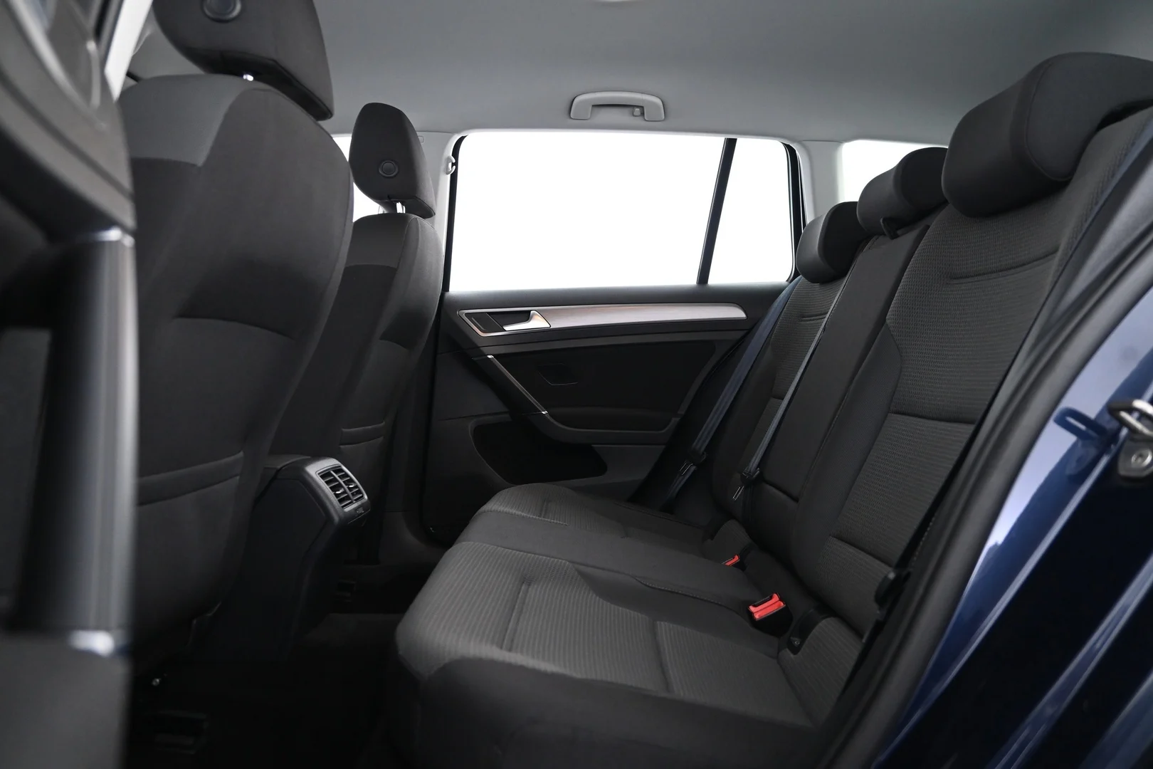 Car Image - 6GJBtmFMOZ8as3RHsdMSdM