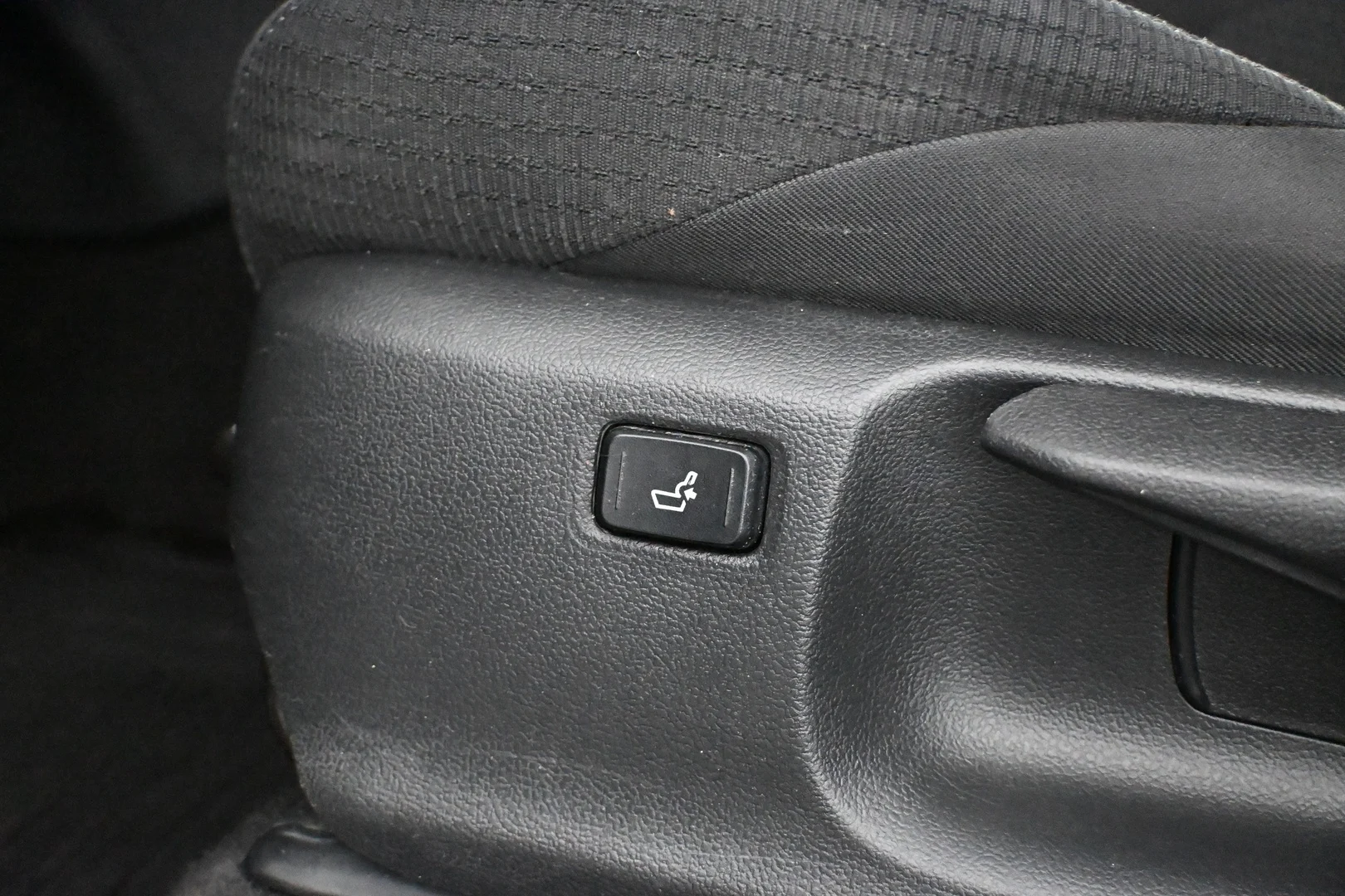 Car Image - 5CCeuFcXrJFmmsVQ6Tfz1x