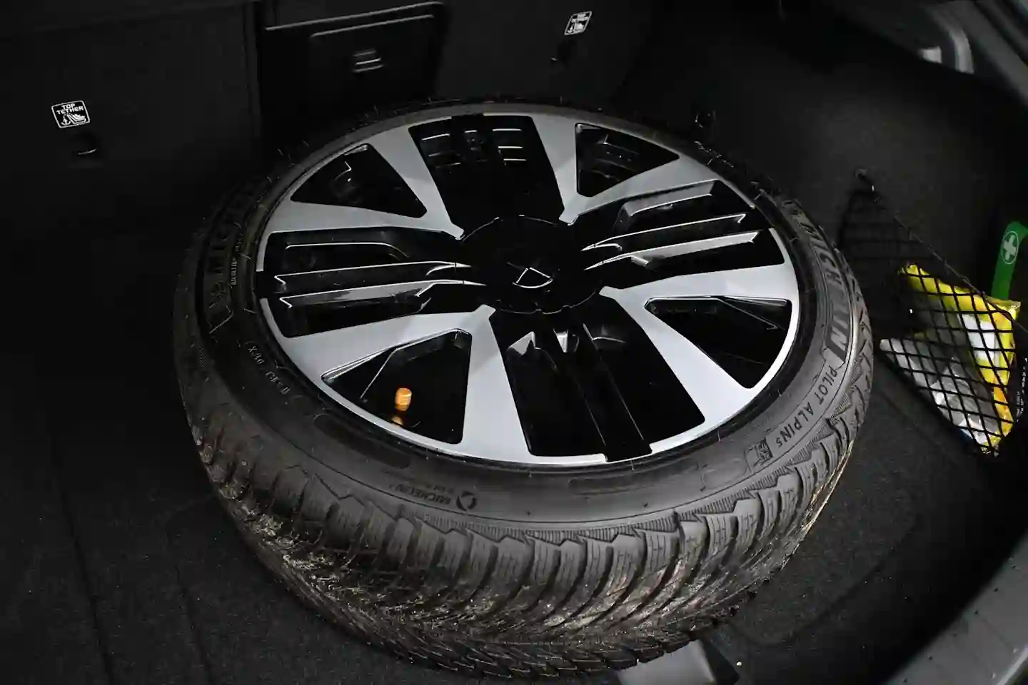 Car Image - 4A3KKwSBMzE7ll3CE6L77r